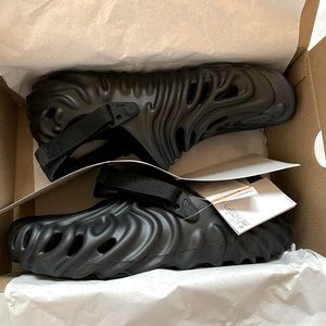 Crocs Pollex Clog by Salehe Bembury Sasquatch